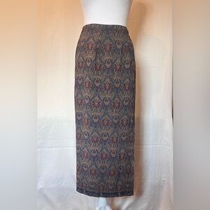 Valerie Stevens wrap skirt Size 2P beautiful print  elastic waist band